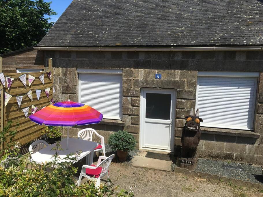 Detached On The Edge Of Town Apartment Pluméliau